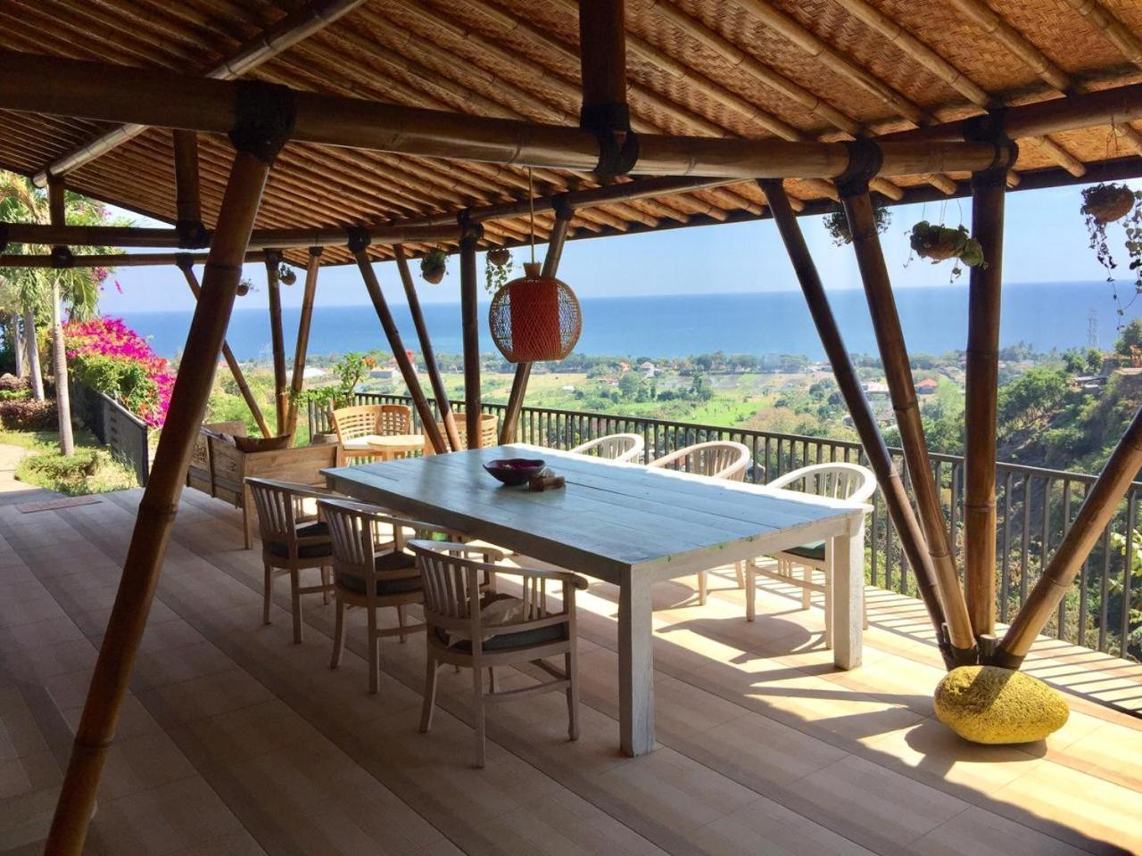 Sing Sing Resort Lovina Exterior photo